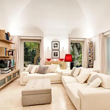 Marina Little 别墅 *