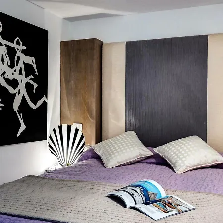 Marina Little 卡普里